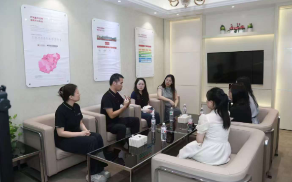 健康管理与促进系教师团队走访红瑞集团共商产教融合新路径